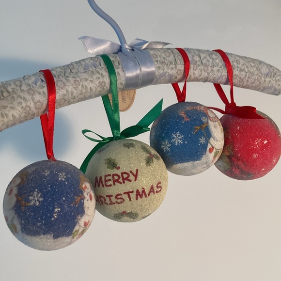 Vintage sugar frosted styrofoam ornaments (4) - Picture 11 of 16